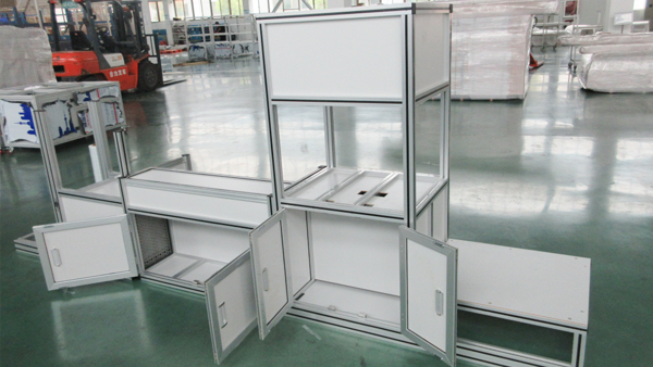 設備防塵罩由哪些結構組成？