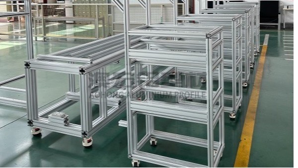 設(shè)備鋁型材框架有哪些常見(jiàn)的連接方法？